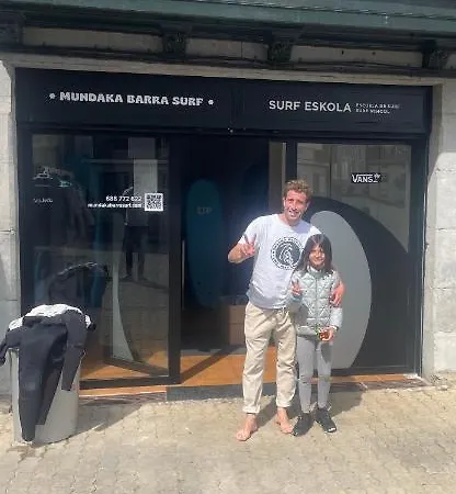 Kresala Etxea アパート